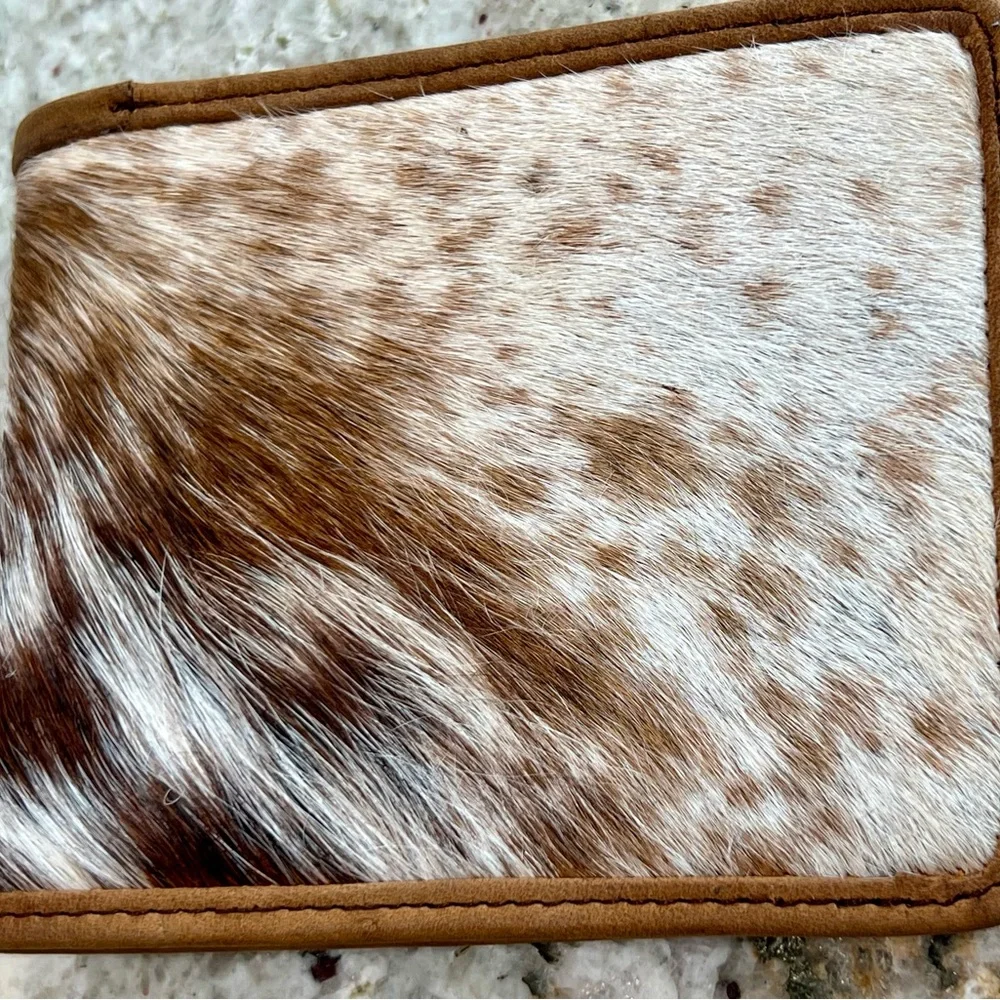 NEW Men's Western Fur on Cowhide Bi-Fold Wallet